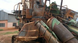 577446_272442582844293_1931959111_n